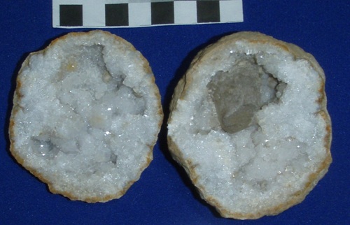 Calcite on one side of the geode. It has a silky luster due to slight dissolution by groundwater. From Meade Co., KY. 