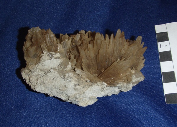 Photo St1, Strontianite in large brown crystals from the Minerva No. 1 mine.