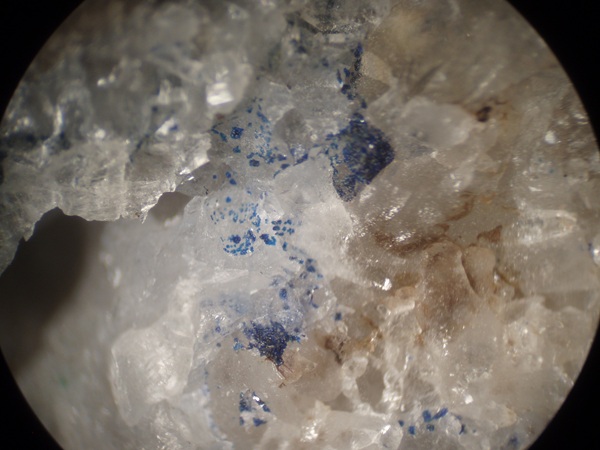 Photo Az1, Azurite on quartz, Lead Hill Quarry, Hastie's property, FOV = 35mm