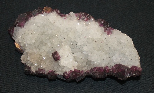 Photo Q2, Quartz and fluorite (mostly on the other side) from the Davis-Deardorff mine complex, 20 cm specimen. Ben E. Clement Mineral Museum specimen.