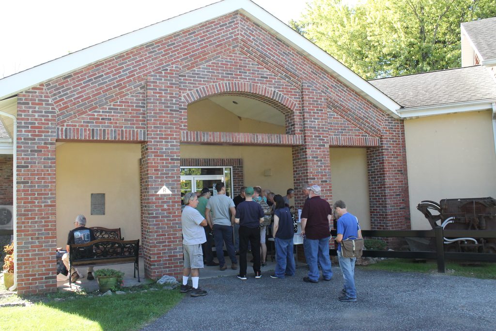 The entrance to the Franklin Mineral Museum.